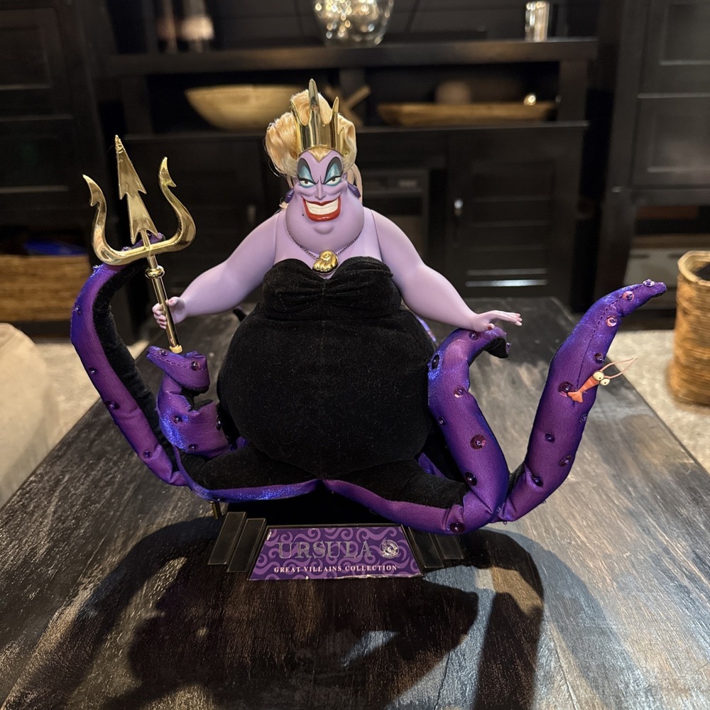 Disney Sea Witch Ursula Doll, Great Villains, 1997 Mattel 17575 Little Mermaid